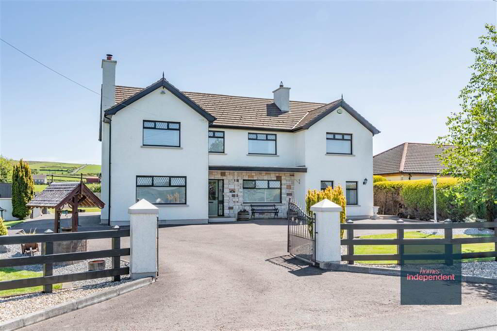 66a Drumcrow Road 3 of 47
