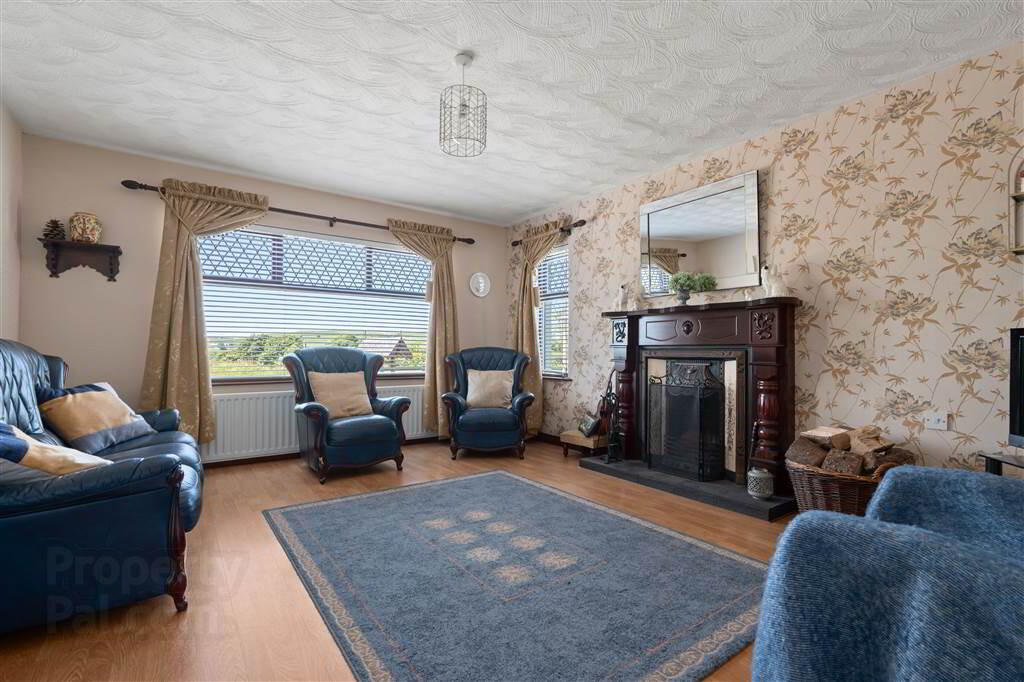 66a Drumcrow Road 6 of 47