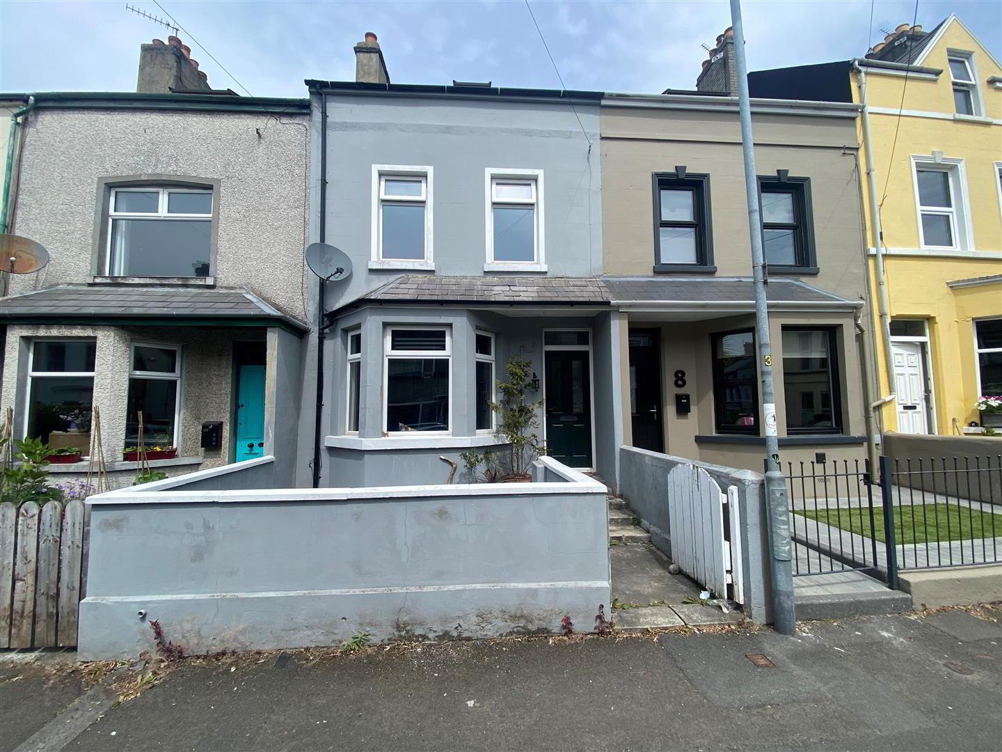 10 Springfield Road 1 of 11