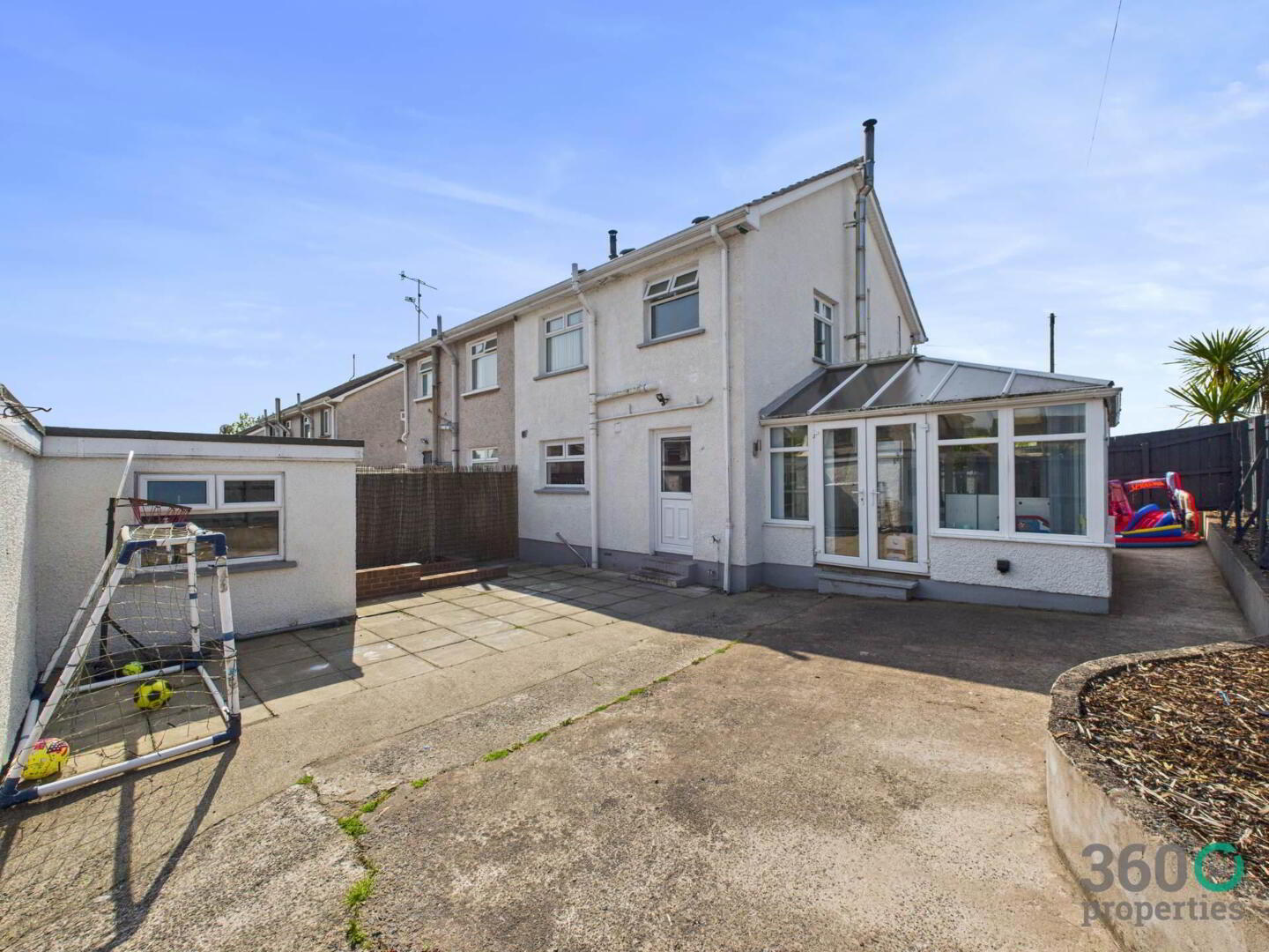 1 Sandmount Drive 23 of 26