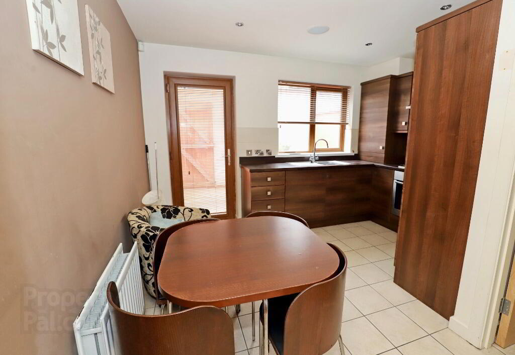 8 Hyndford Street 4 of 8