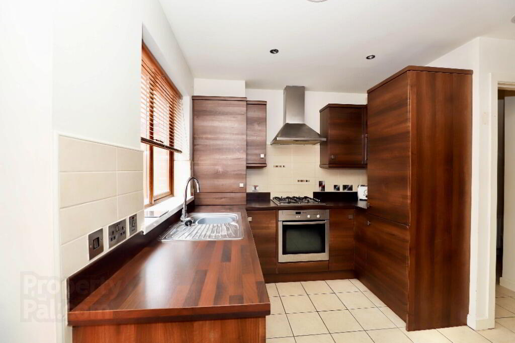 8 Hyndford Street 2 of 8