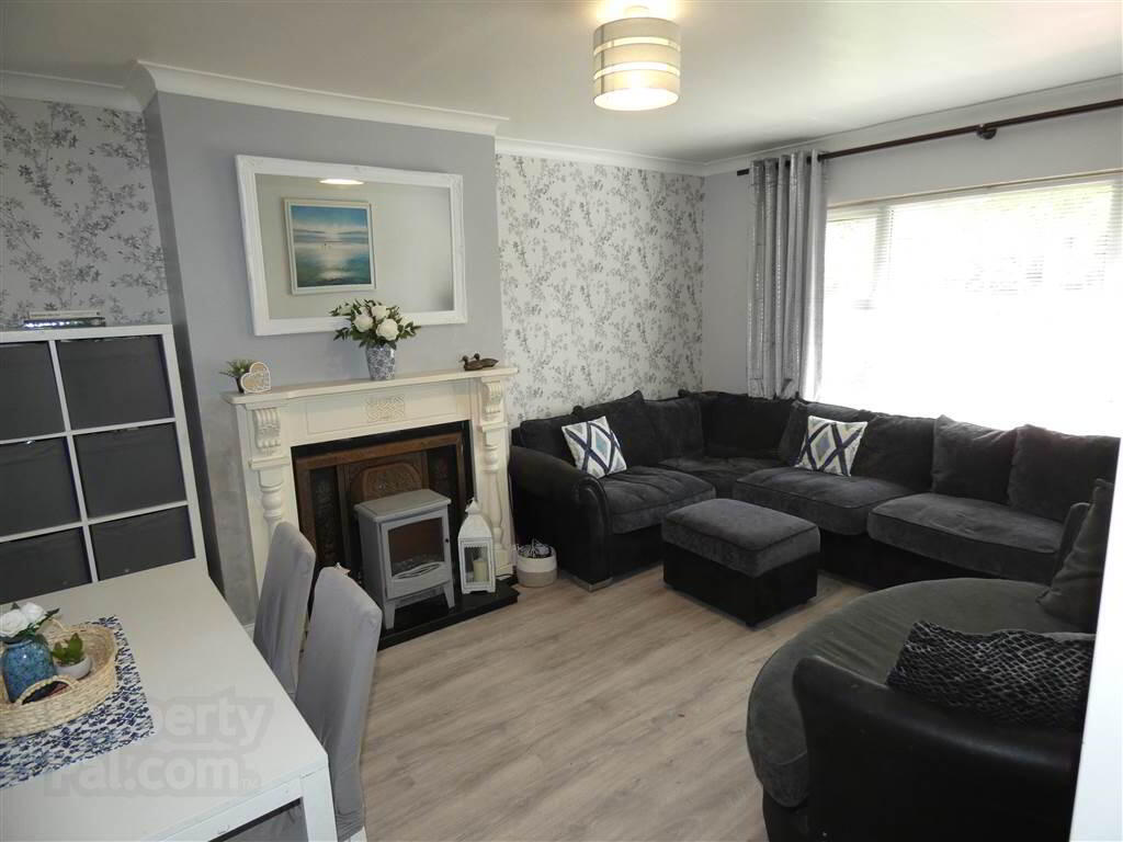 6 Sperrin Park 3 of 15