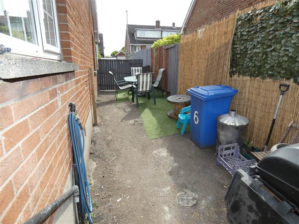 6 Sperrin Park 12 of 15