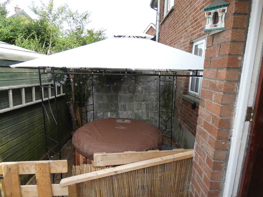 6 Sperrin Park 15 of 15