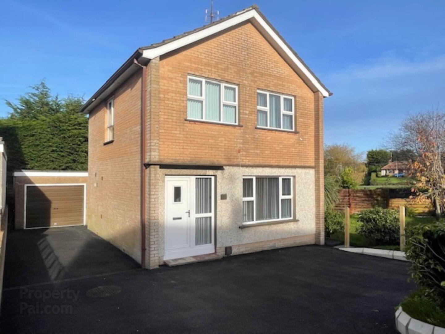 109 Knockview Drive 1 of 18