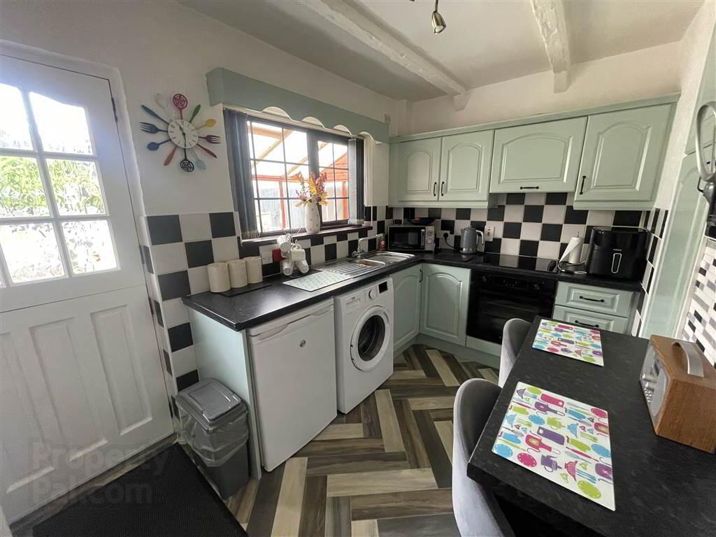 3 Monagh Crescent 7 of 15