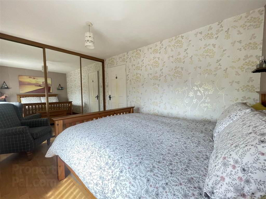 3 Monagh Crescent 11 of 15