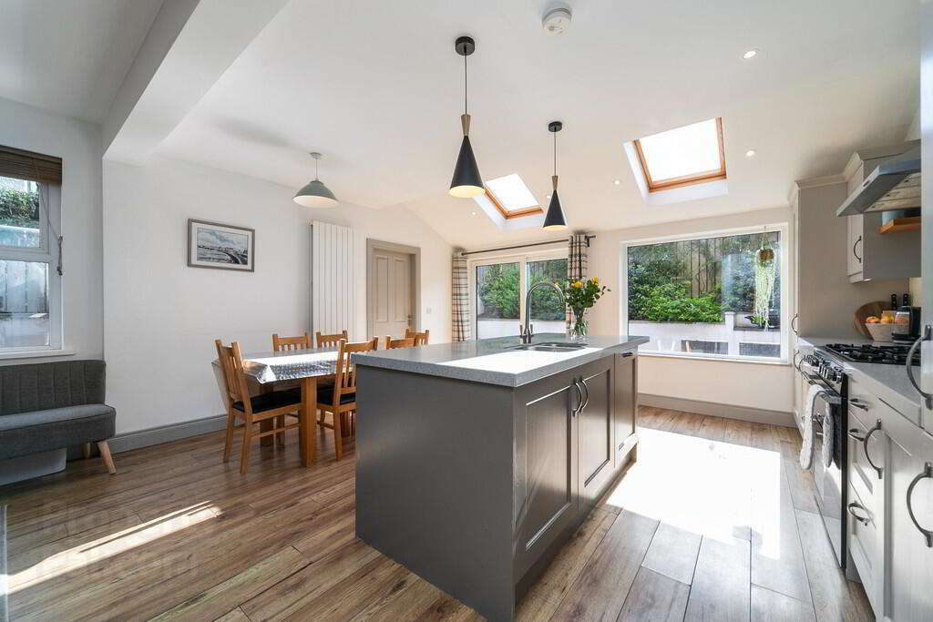 32 Wandsworth Gardens 5 of 28