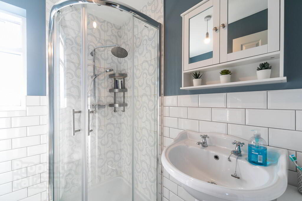 32 Wandsworth Gardens 19 of 28