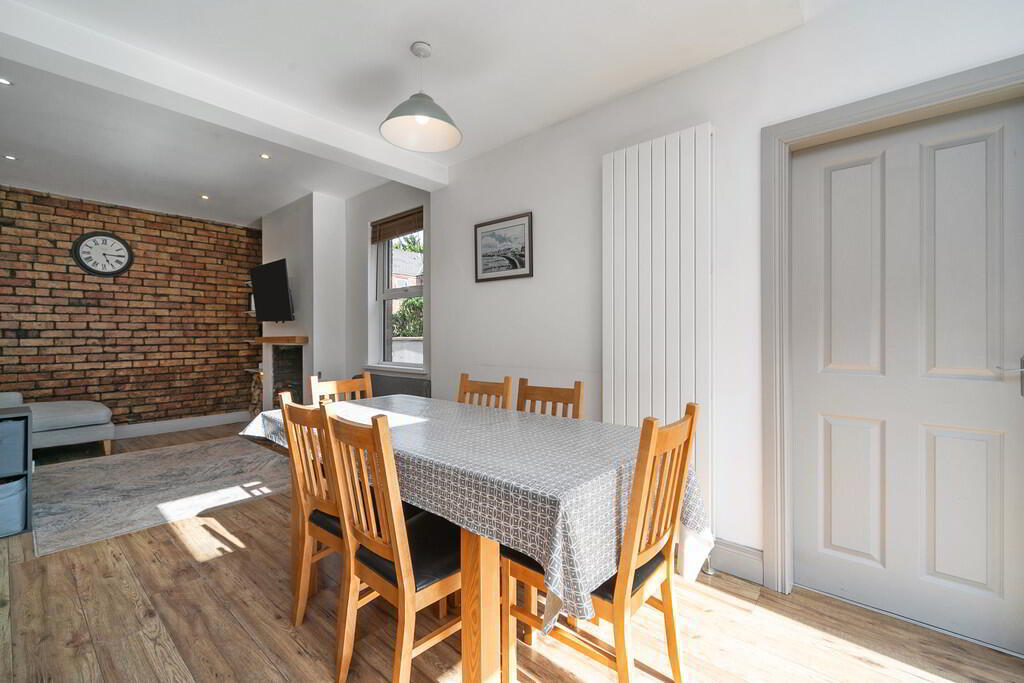 32 Wandsworth Gardens 10 of 28