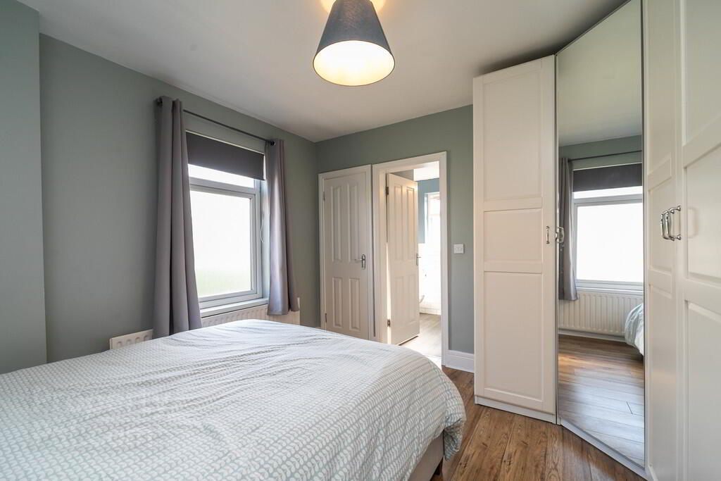 32 Wandsworth Gardens 17 of 28