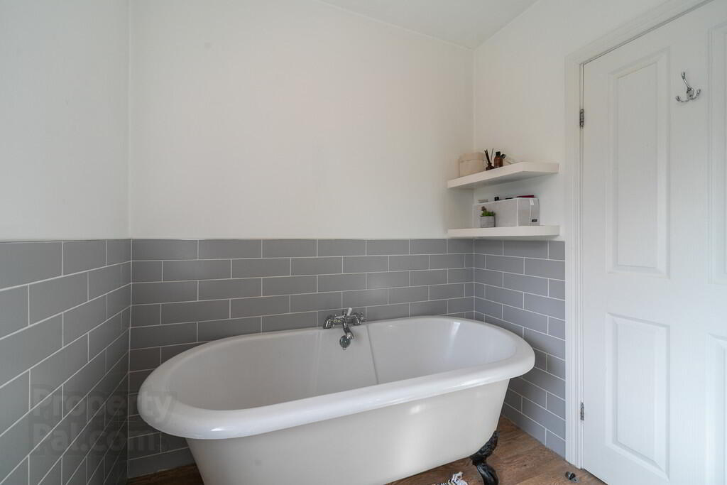 32 Wandsworth Gardens 24 of 28