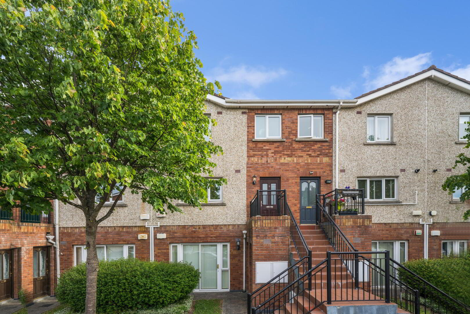 9 Carrigmore Lawns 1 of 28