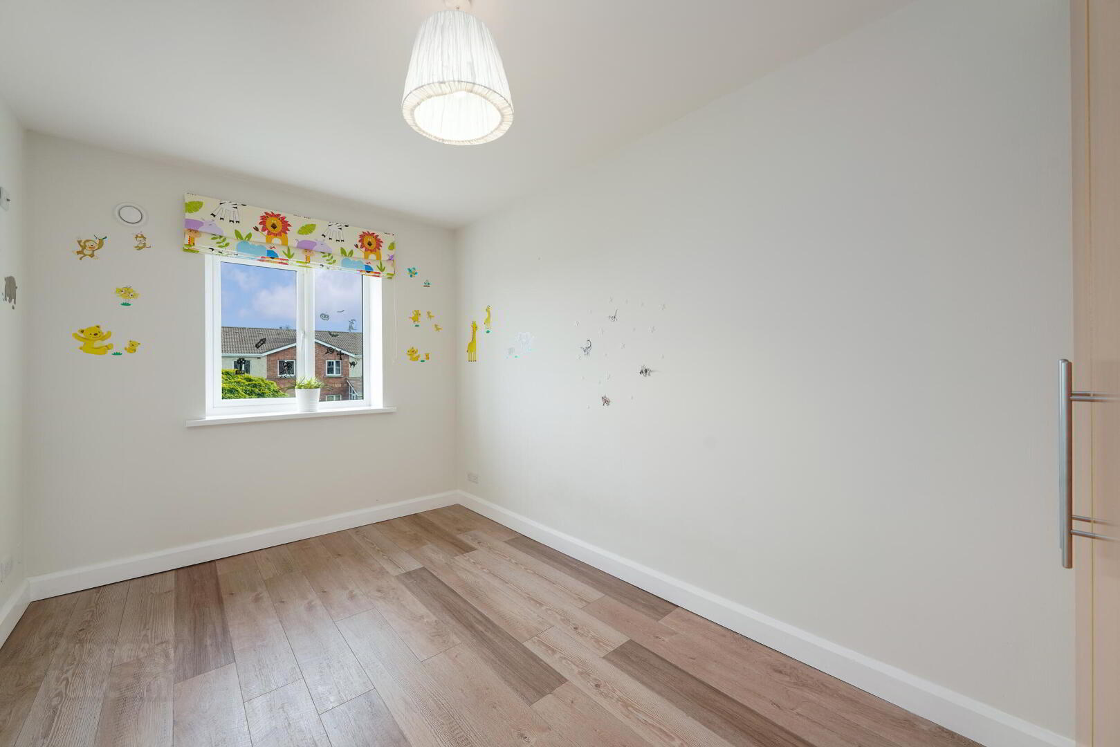 9 Carrigmore Lawns 15 of 28