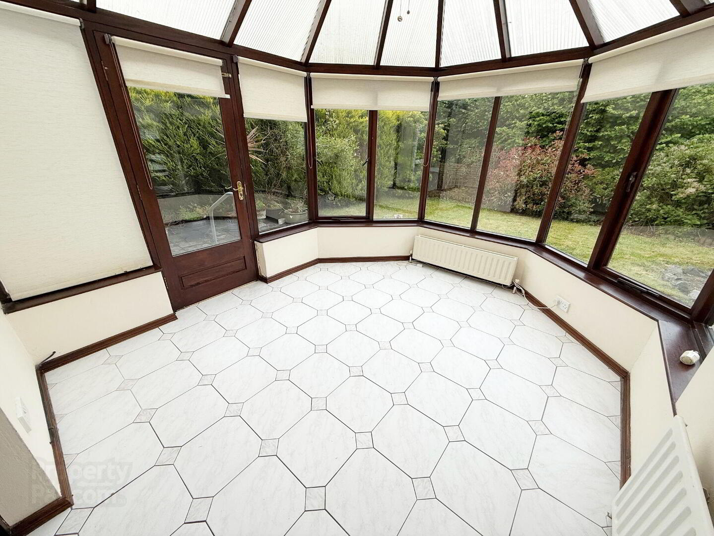36 Charnwood Park 11 of 16
