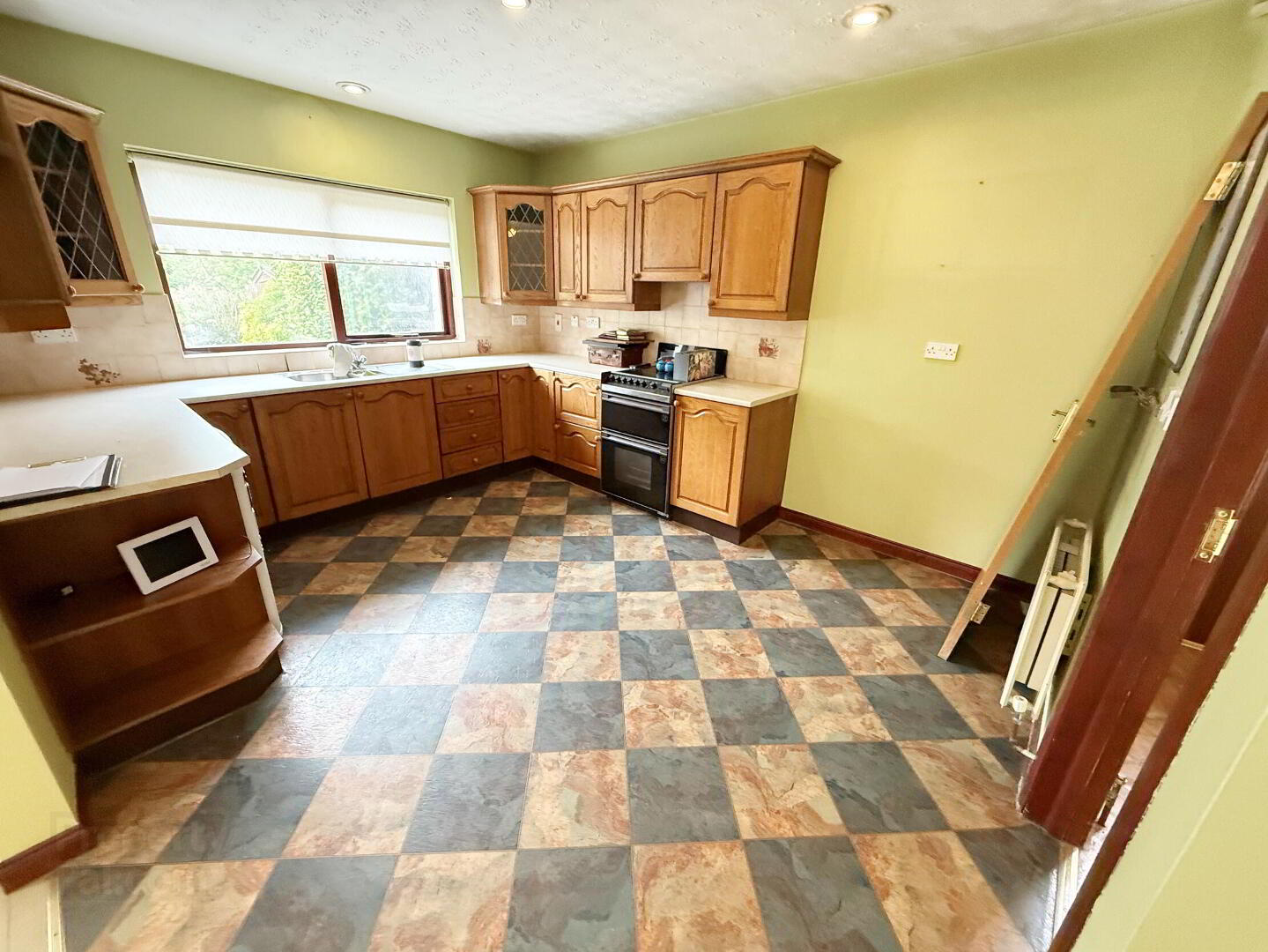 36 Charnwood Park 9 of 16