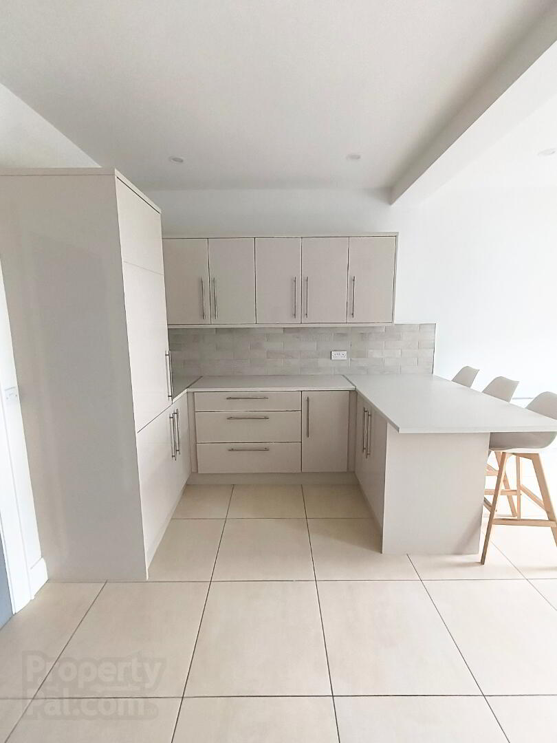 Unit 1, 162 Ormeau Road 2 of 9