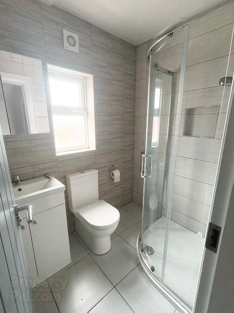 Unit 1, 162 Ormeau Road 7 of 9