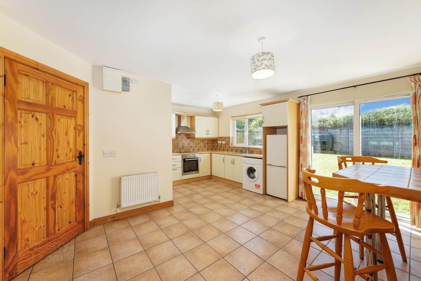 48 Cloran Court 5 of 16