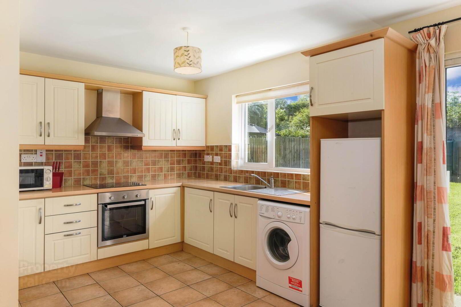 48 Cloran Court 6 of 16