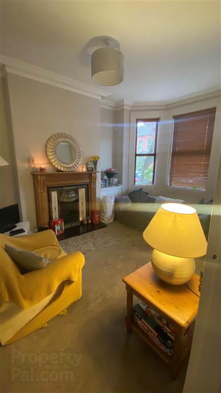 20 Adelaide Avenue 5 of 11