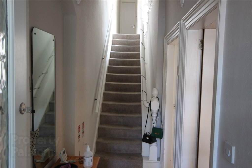 20 Adelaide Avenue 3 of 11