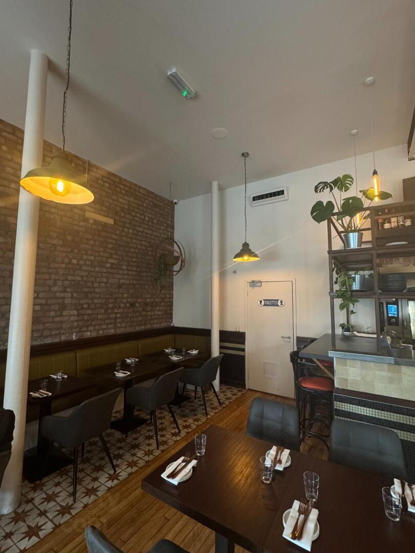 Licensed Restaurant For Sale, 4 Belmont Road 3 of 14