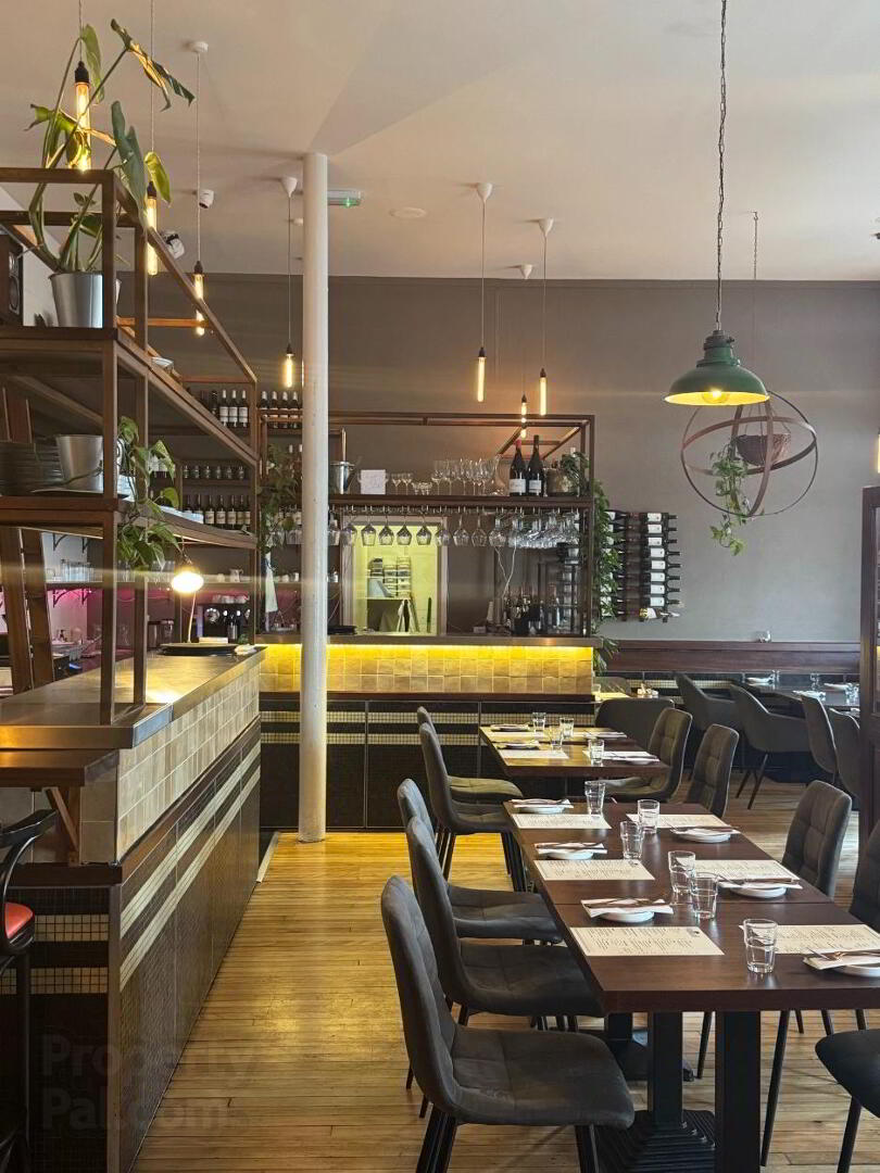 Licensed Restaurant For Sale, 4 Belmont Road 4 of 14