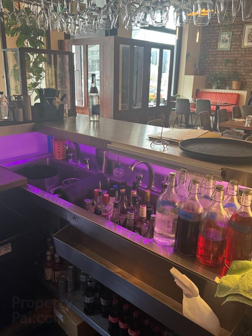 Licensed Restaurant For Sale, 4 Belmont Road 8 of 14