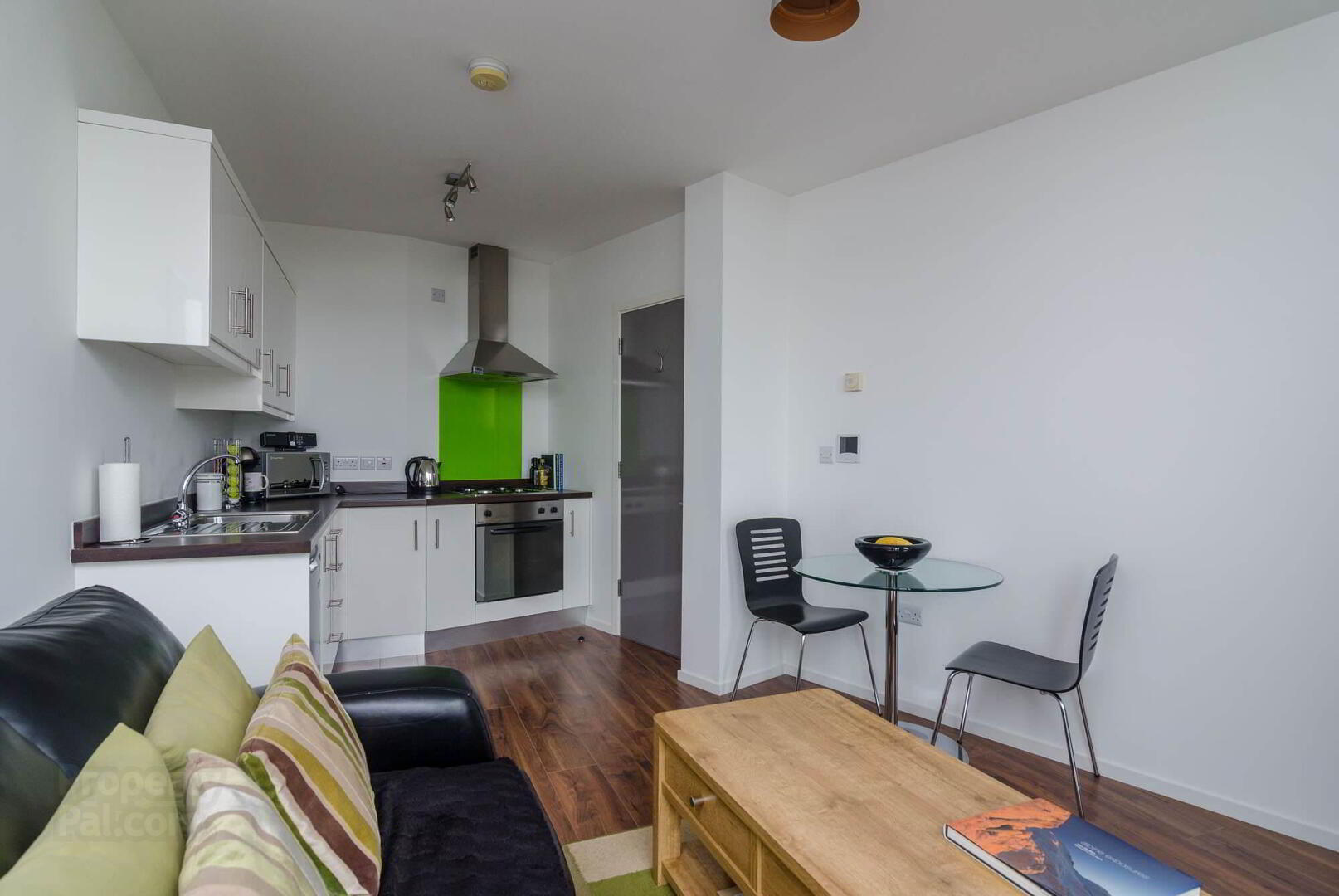 5.4, 117 Lisburn Road 5 of 13