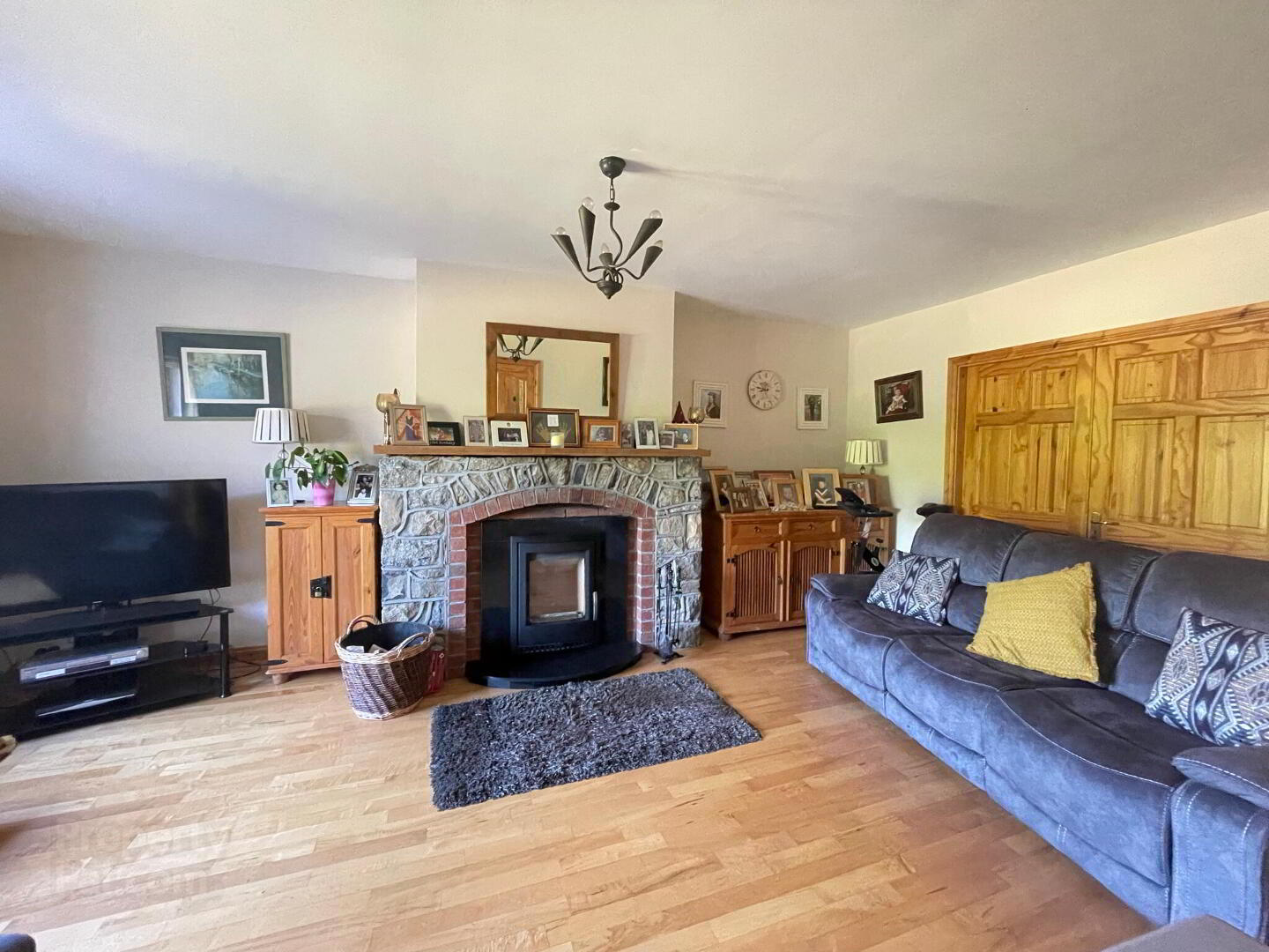 15 Hyde Court 9 of 38