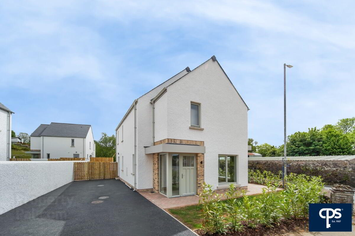 1 Castle Farm 3 of 48