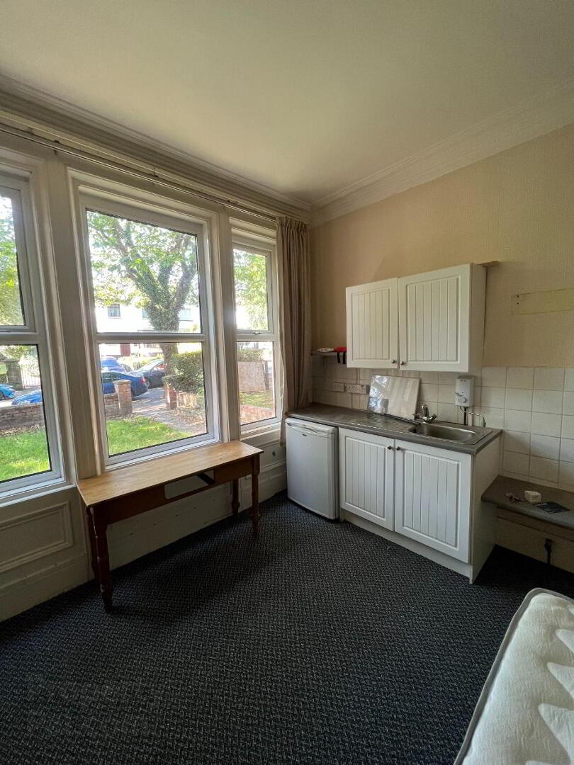 September Start Date, 116 Stranmillis Road 3 of 3