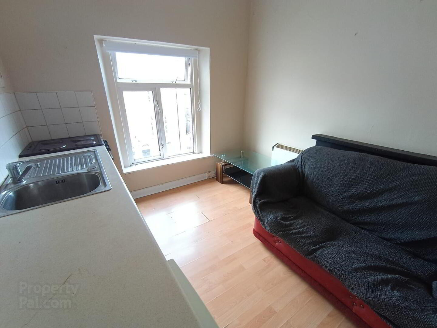 Apartment 1 24 Catherine Street 3 of 5