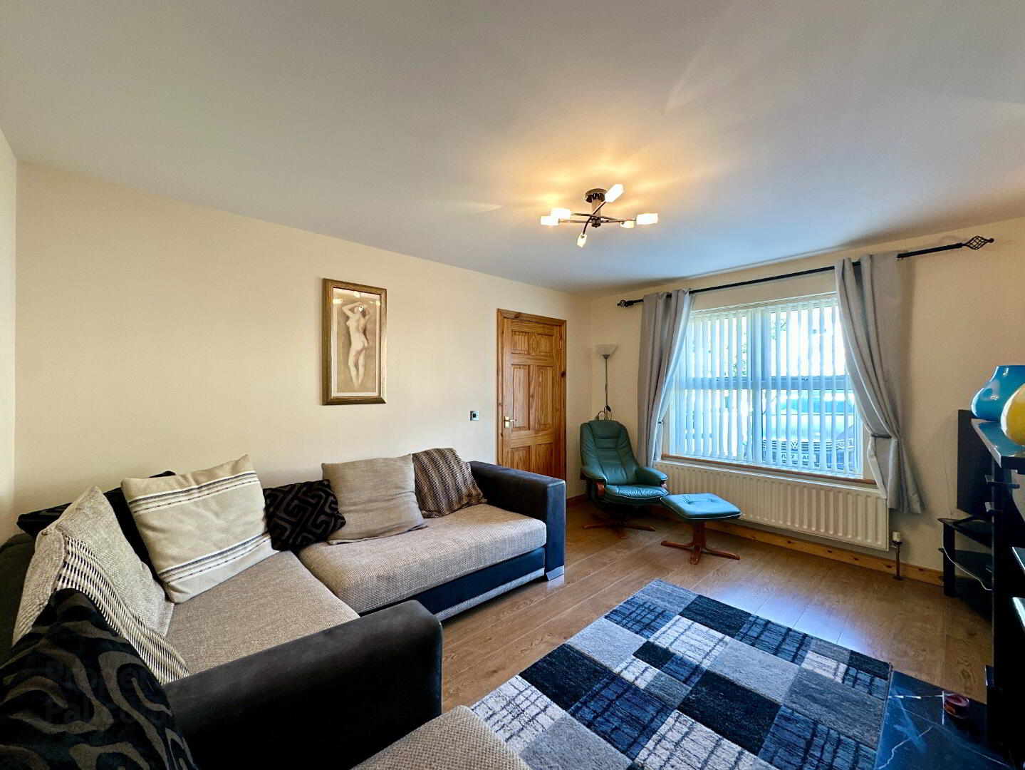 5 Lisgarvagh 5 of 24