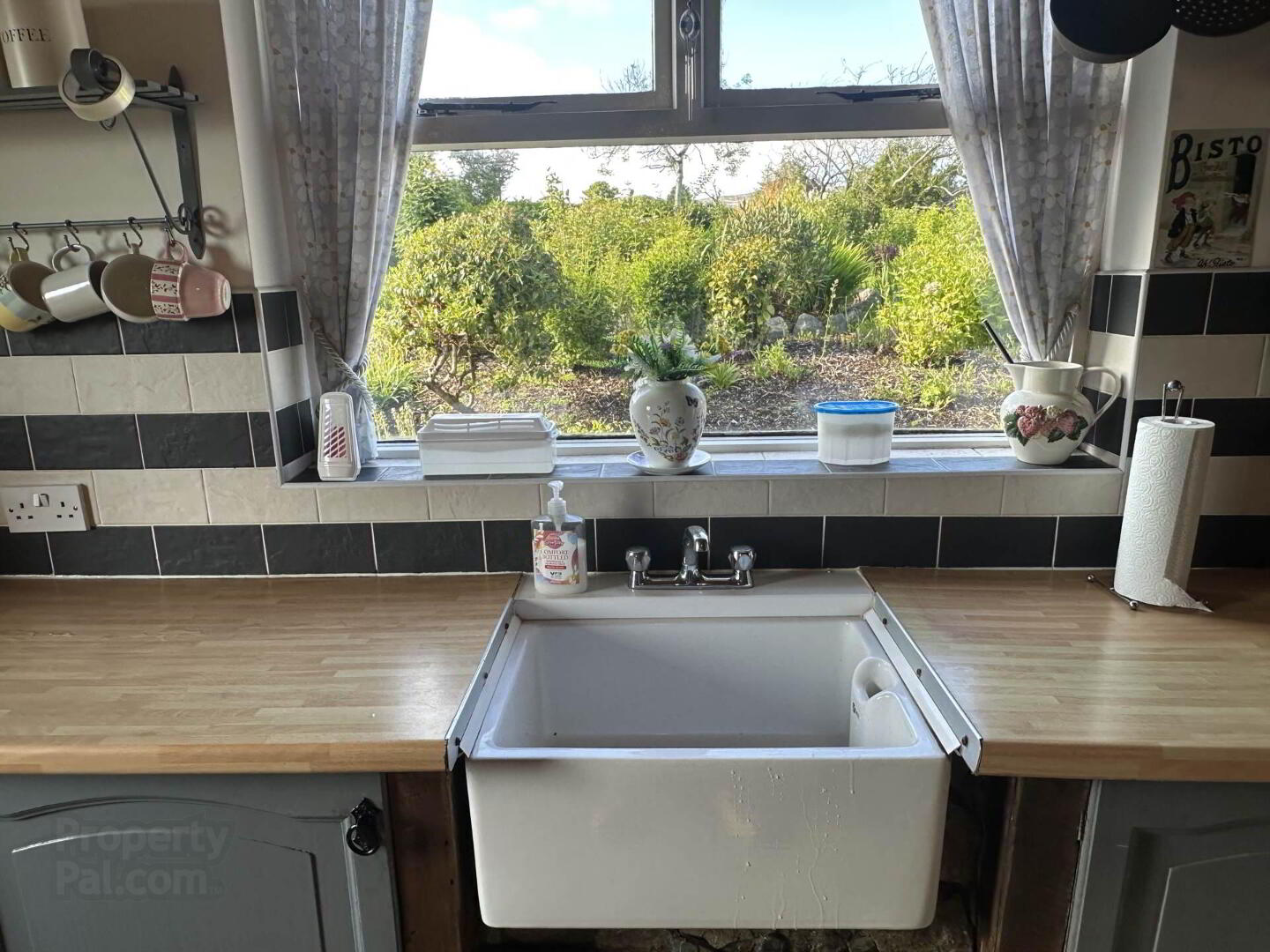 The Cottage, Negault 18 of 29