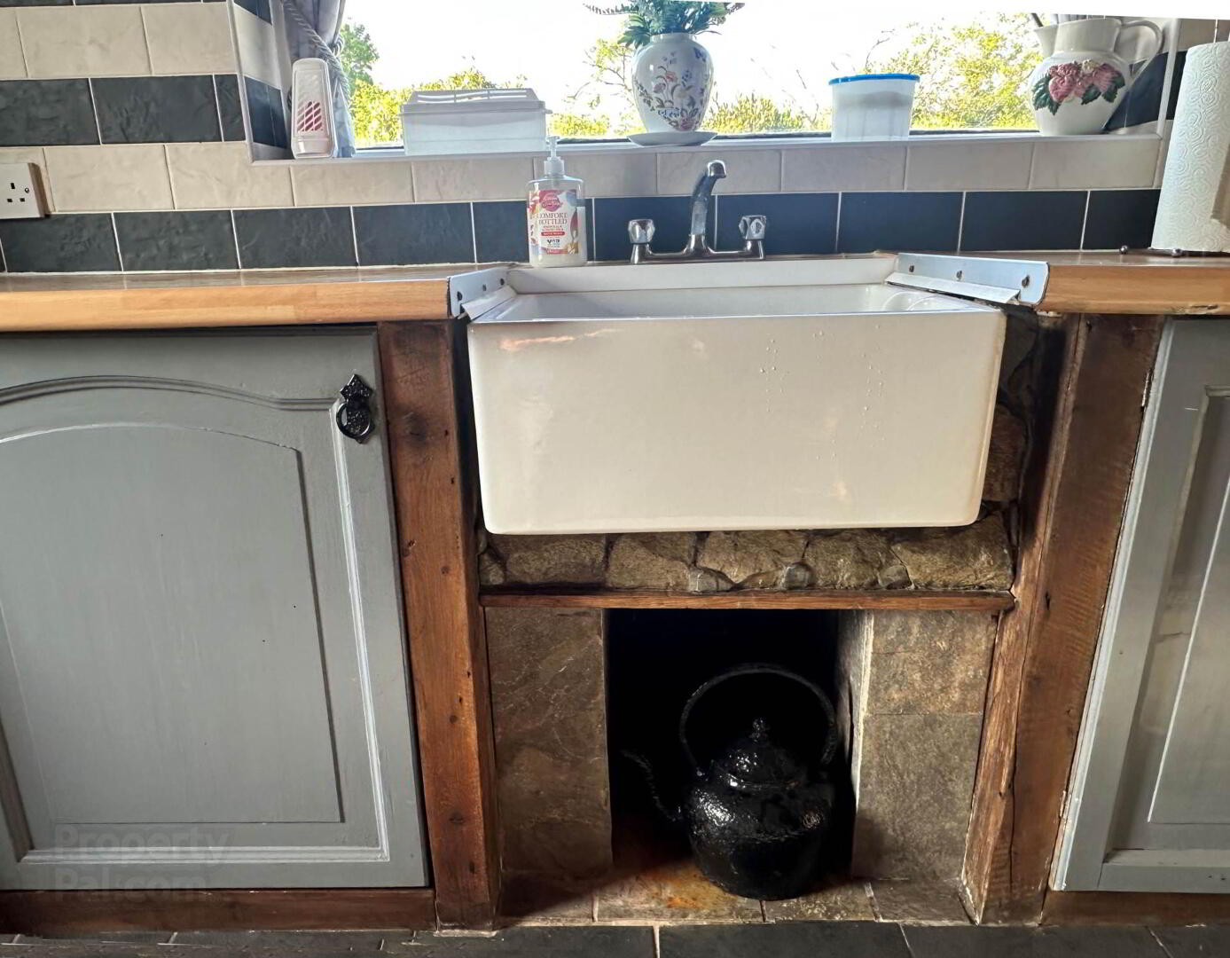 The Cottage, Negault 14 of 29