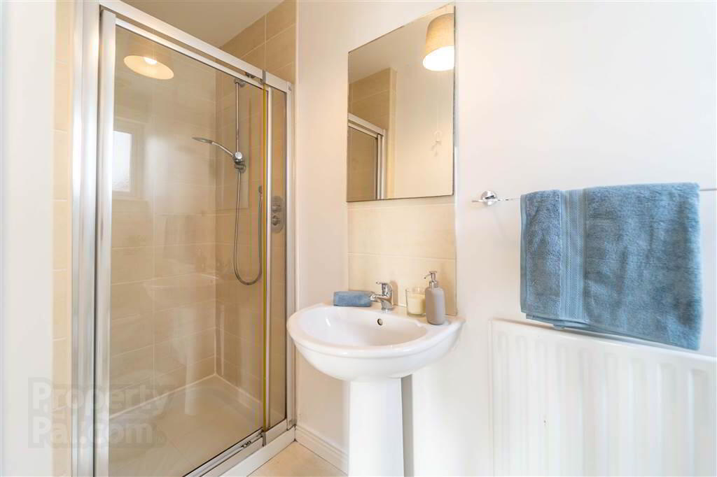 46 Ashley Gardens 18 of 33
