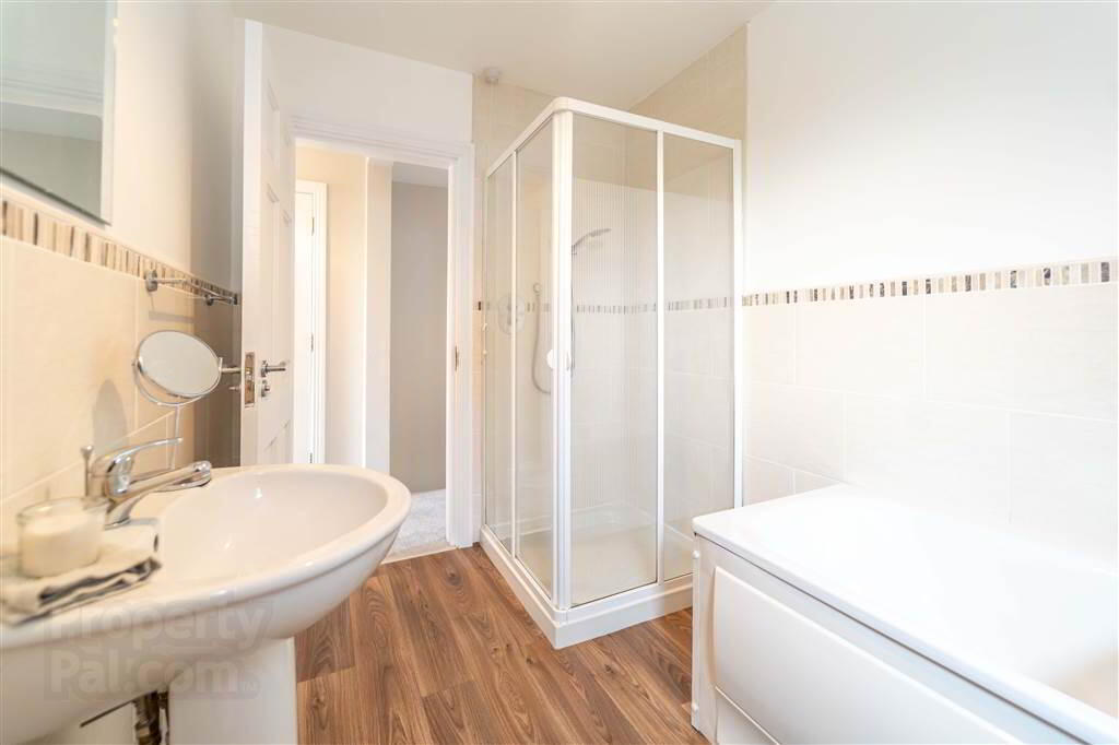 46 Ashley Gardens 26 of 33