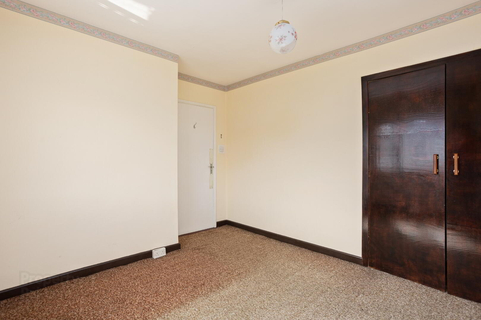 35 Roselawn 17 of 33