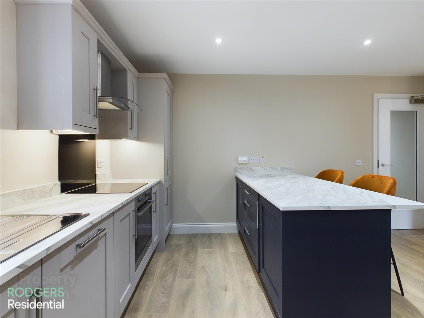 Apt 1, 14a Windsor Avenue 6 of 12