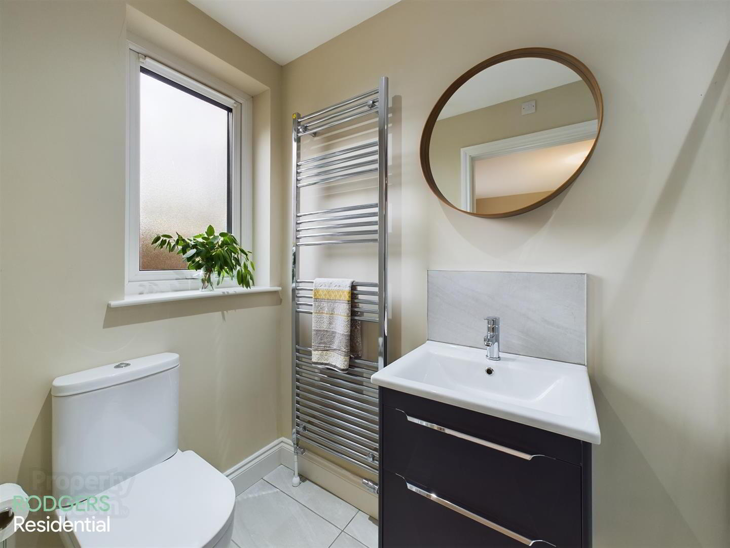 Apt 1, 14a Windsor Avenue 9 of 12