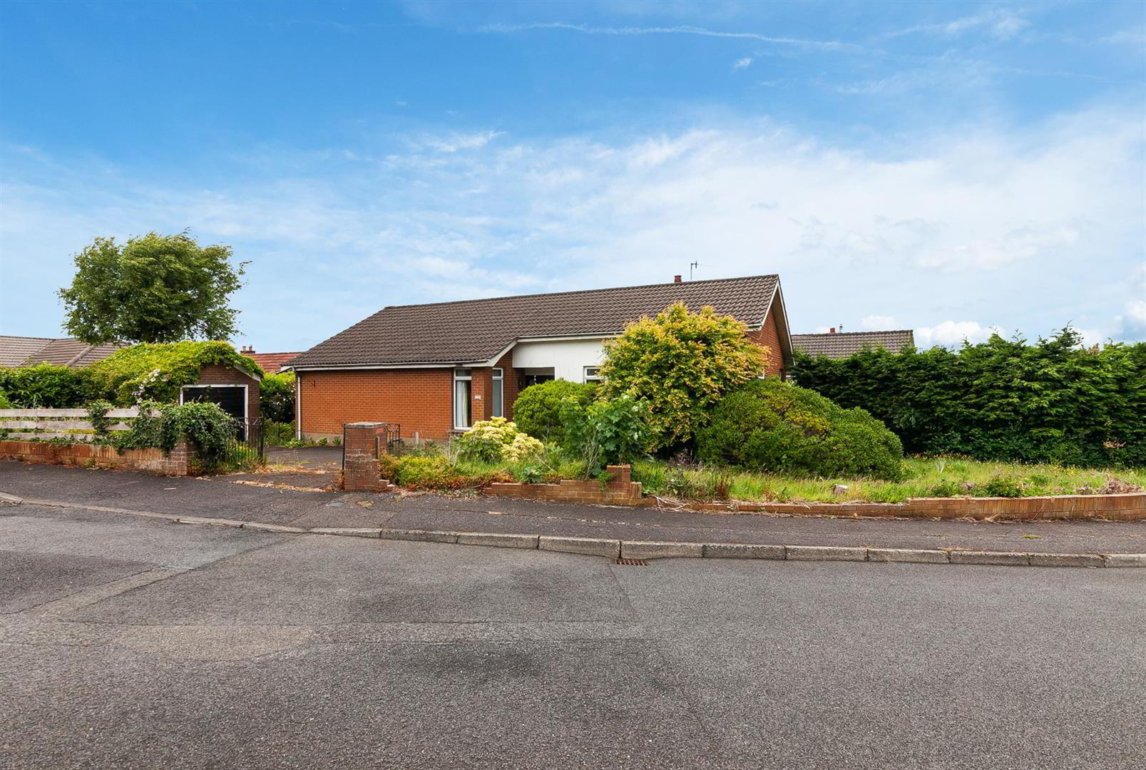 13 Glenwell Grove 1 of 20