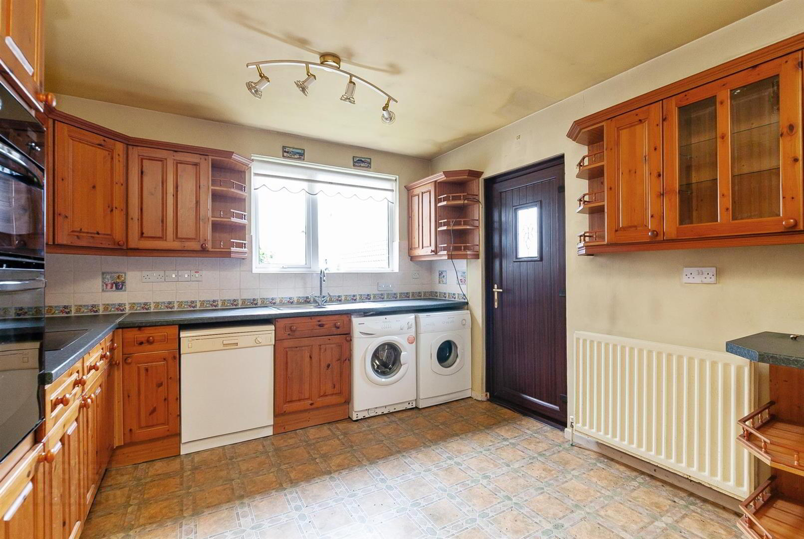 13 Glenwell Grove 7 of 20