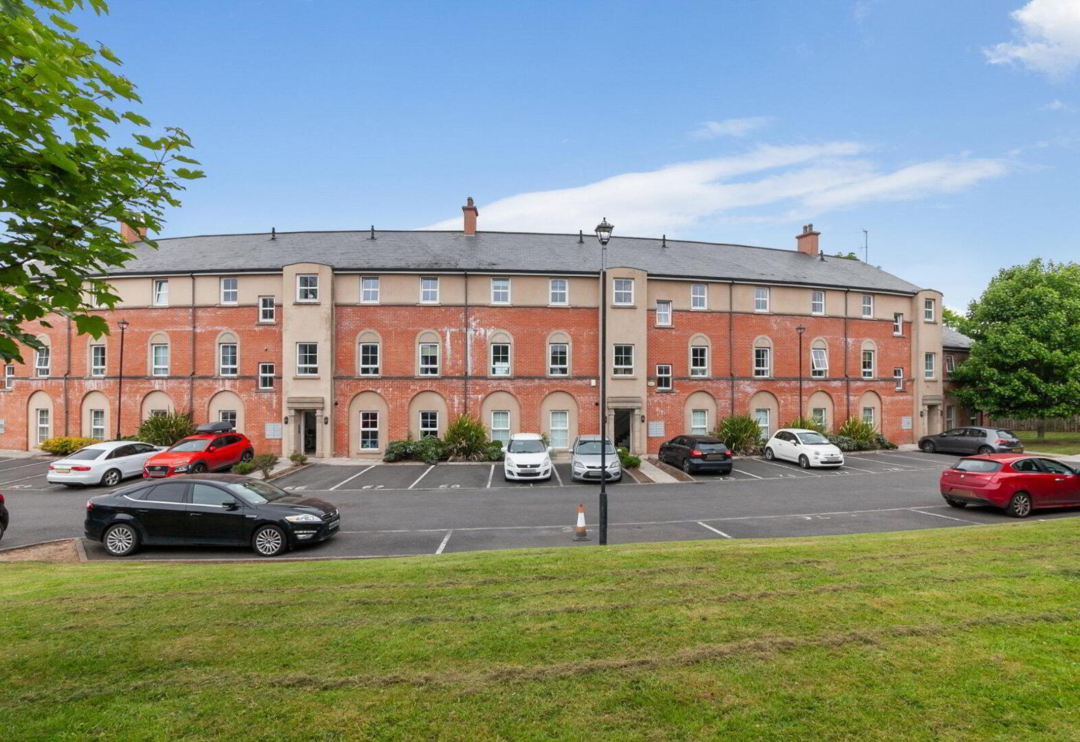 74 Milfort Mews 1 of 10