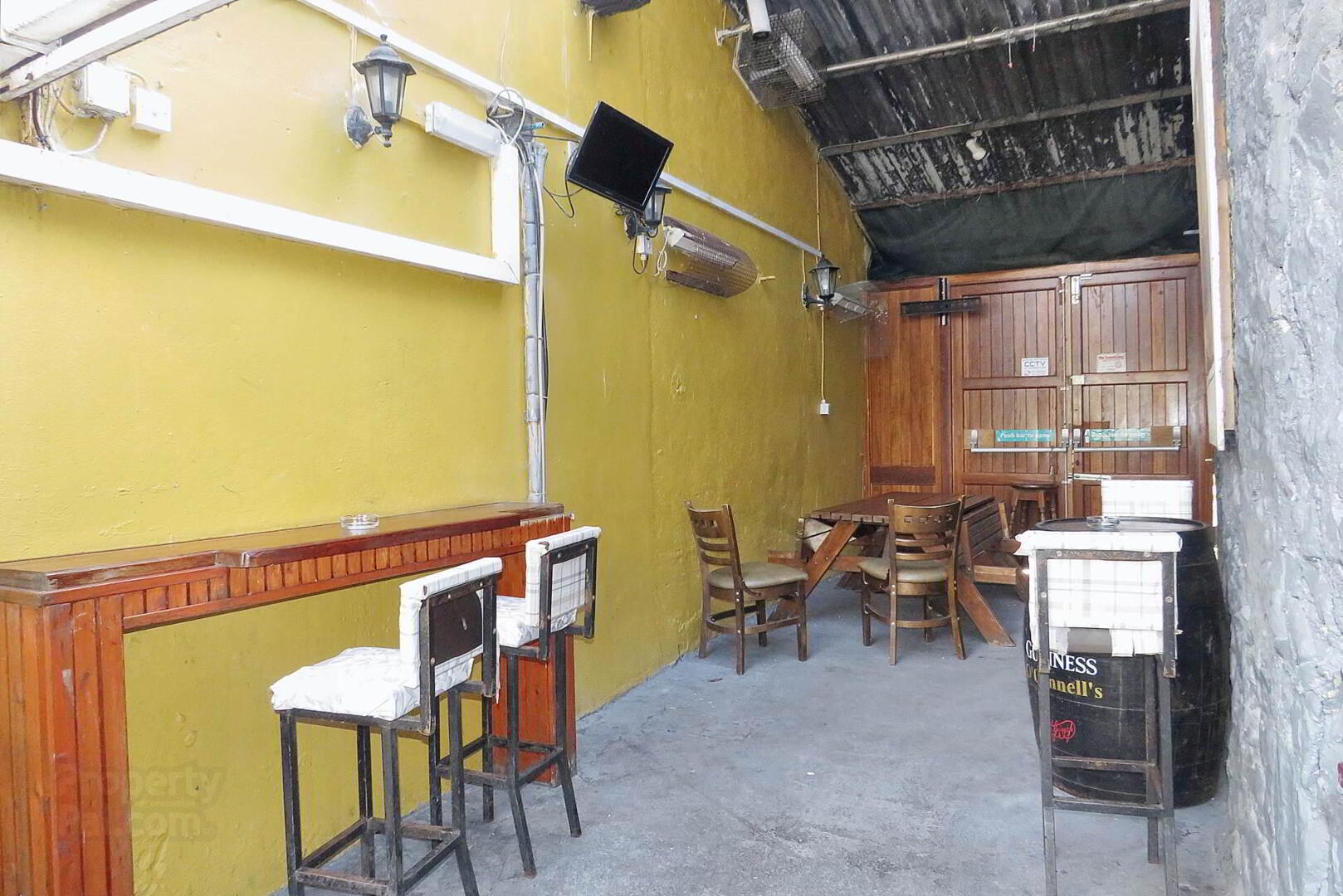O`connell`s Bar 5 of 7