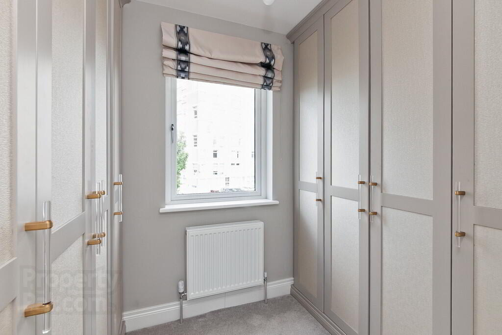 17b Upper Lisburn Road 29 of 35