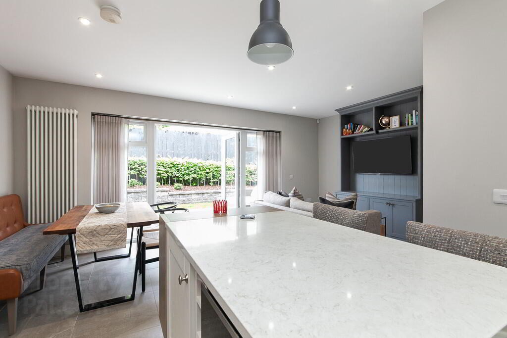 17b Upper Lisburn Road 10 of 35