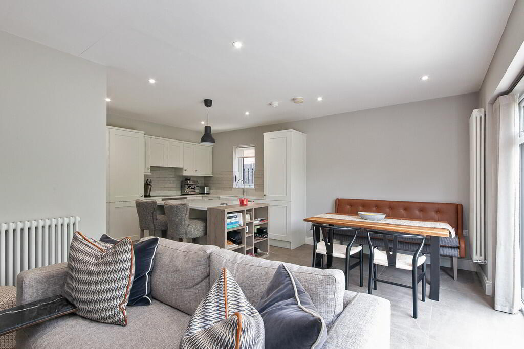 17b Upper Lisburn Road 13 of 35